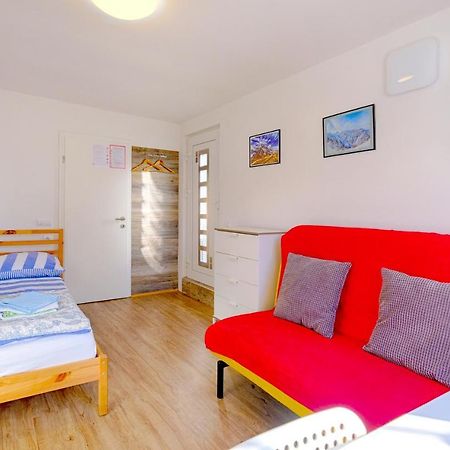 New Studio With Aircon & Free Parking Λιουμπλιάνα Εξωτερικό φωτογραφία